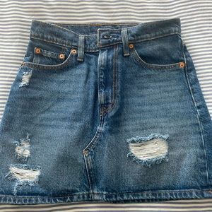 Levi’s denim skirt